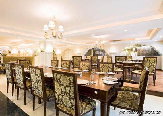 Shravanthi Sarovar Portico Bangalore Exterior photo